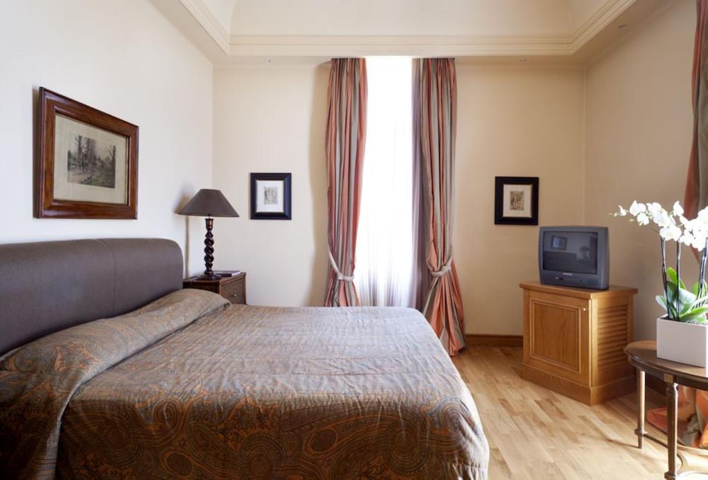 קיפיסיה Pentelikon Hotel חדר תמונה