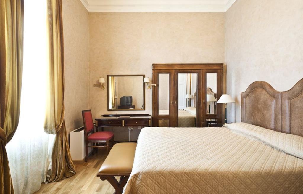 קיפיסיה Pentelikon Hotel חדר תמונה